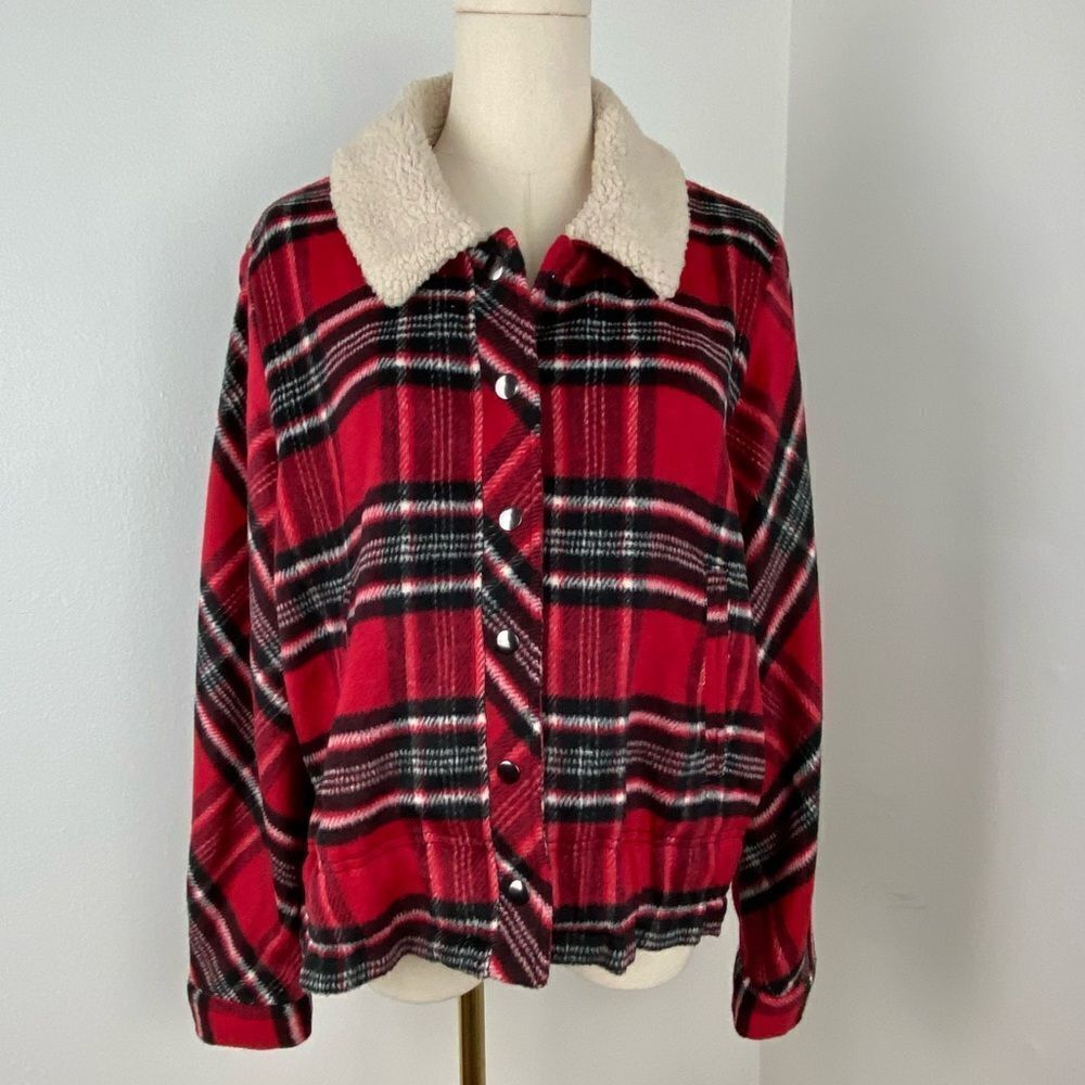 Christopher & Banks Women’s Red Plaid Cropped Bomber Jacket Sherpa Holidays‎ P/L